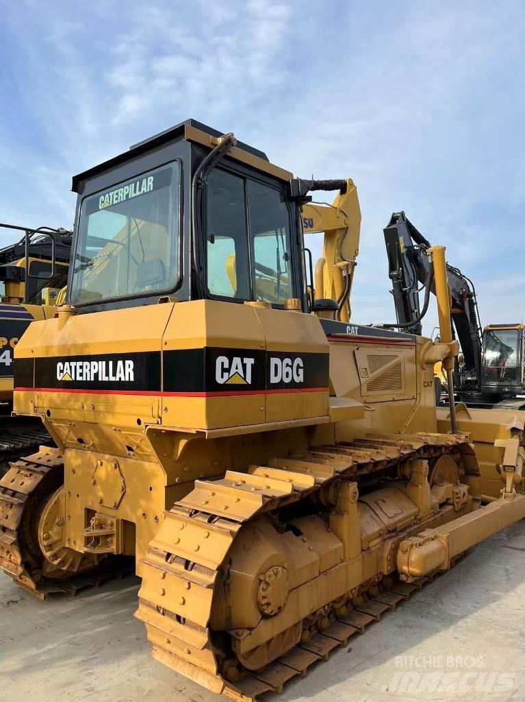 CAT D 6 G Crawler dozers