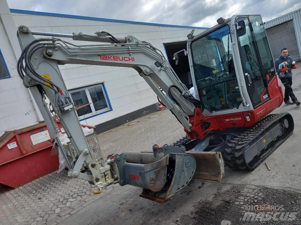 Takeuchi TB 240 Mini Excavators <7t (Mini Diggers)