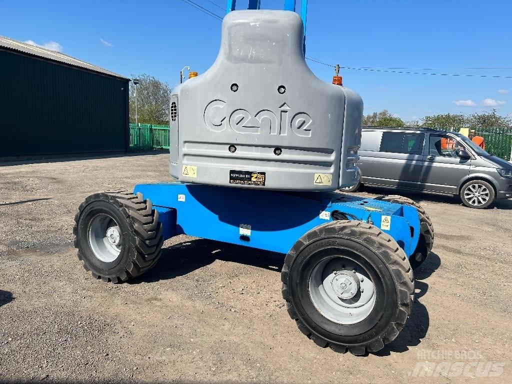 Genie Z 60/34 RT Articulated boom lifts
