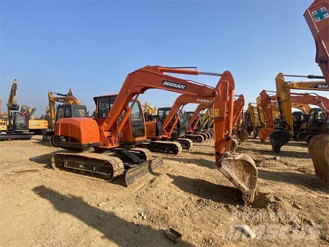Doosan DX80 Mini Excavators <7t (Mini Diggers)