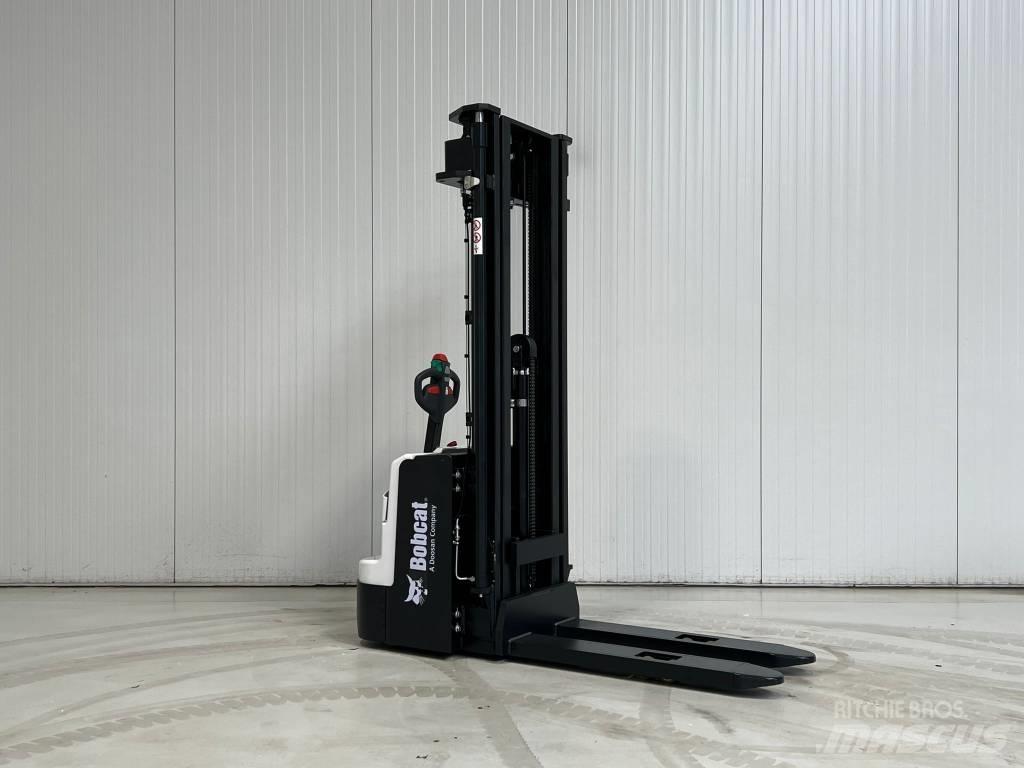Bobcat BSL16N-7 Pedestrian stacker