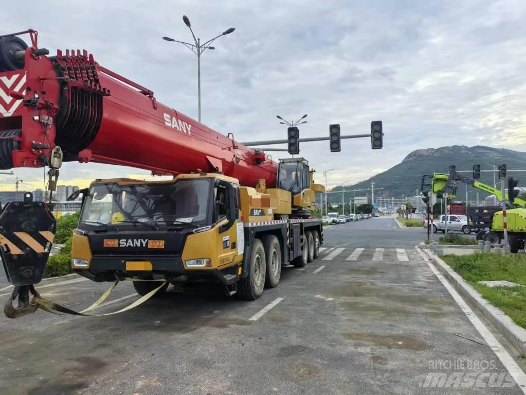 Sany STC1000C7-8 Mobile and all terrain cranes