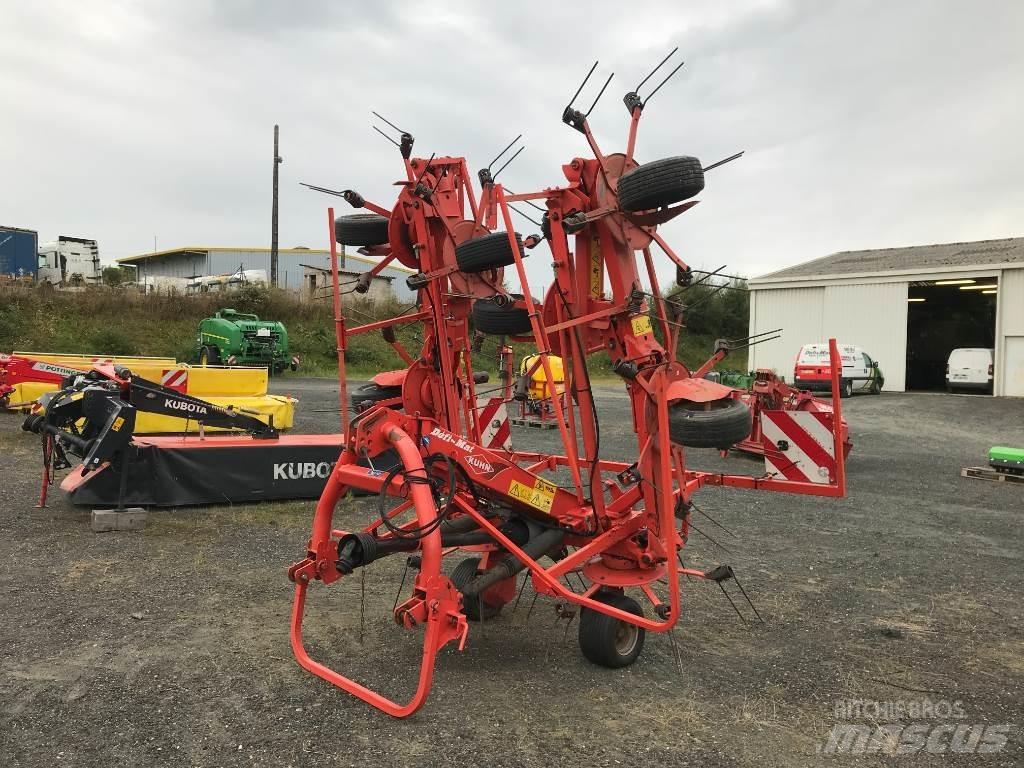 Kuhn GF 8702 Rakes and tedders