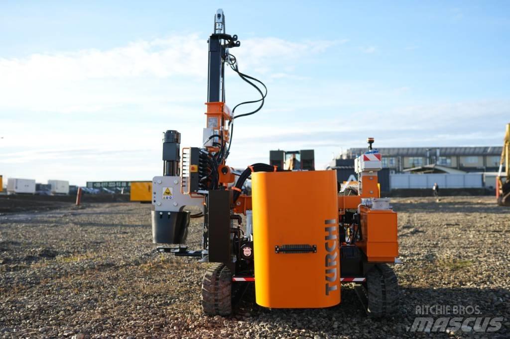  Turchi 300F Hydraulic Pile Hammers