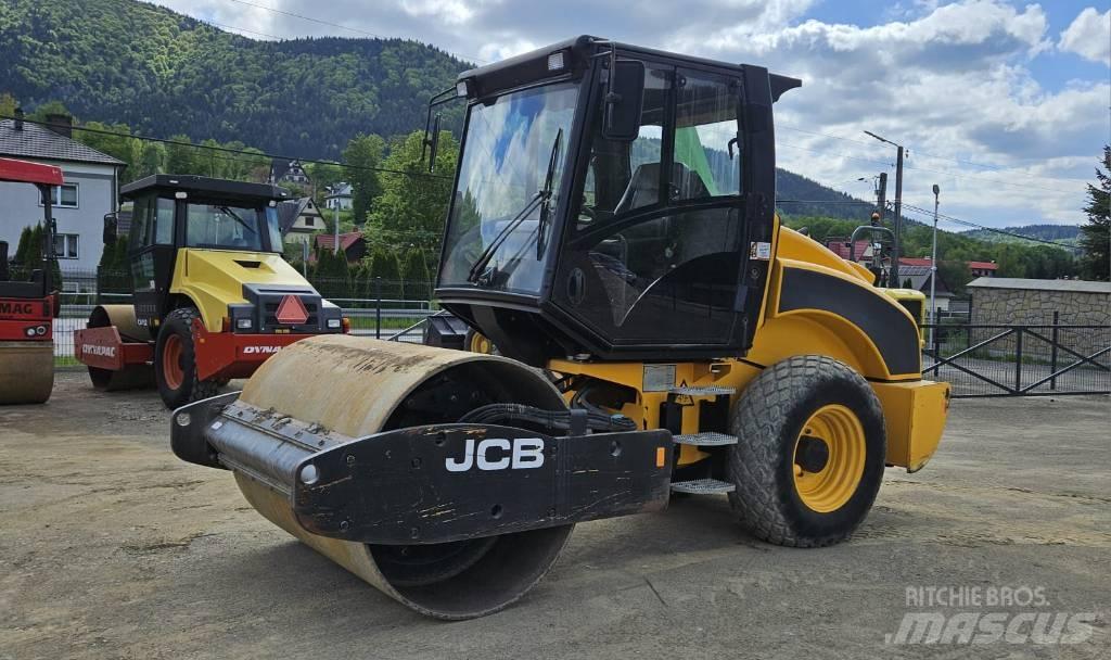 JCB Vibromax WM 75 D Single drum rollers