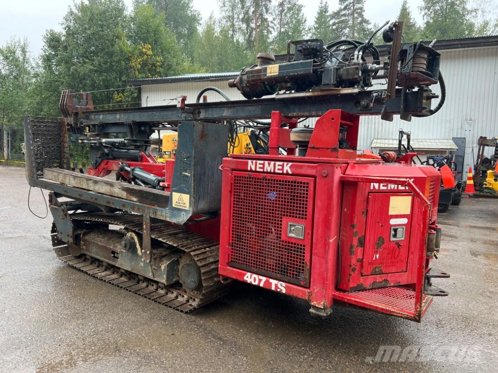 Nemek 407 TS Water Well Drilling Rigs