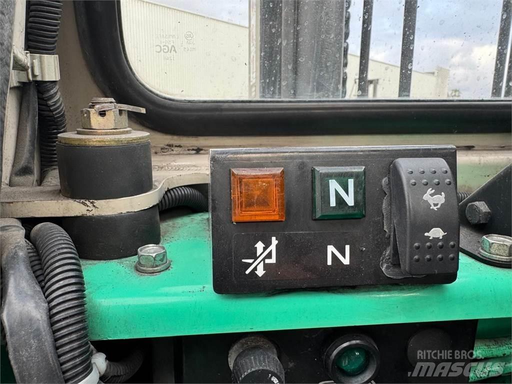 Mitsubishi FD70T Diesel Forklifts