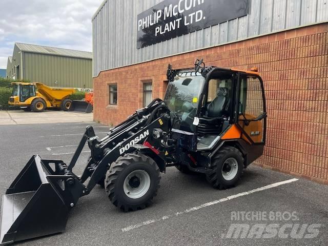 Doosan DL65 Mini Loader