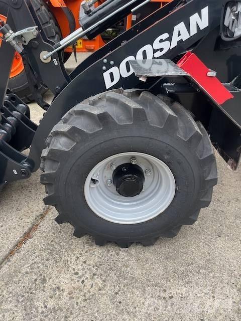 Doosan DL65 Mini Loader