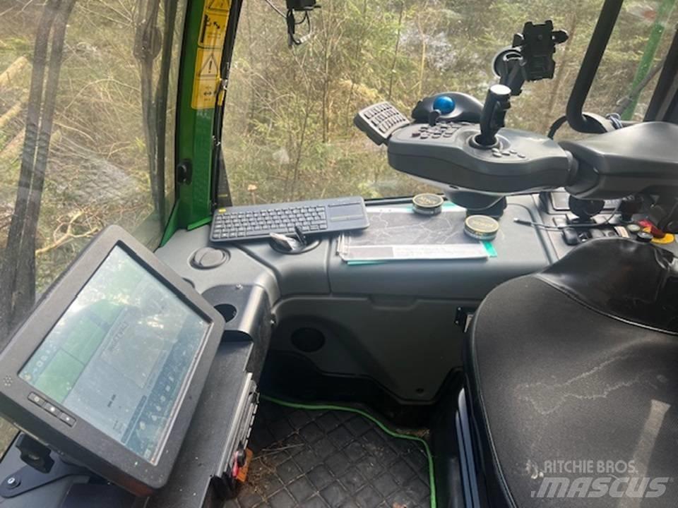 John Deere 1170 G Harvesters