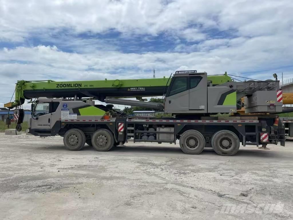 Zoomlion ZTC 350 H Rough Terrain Cranes