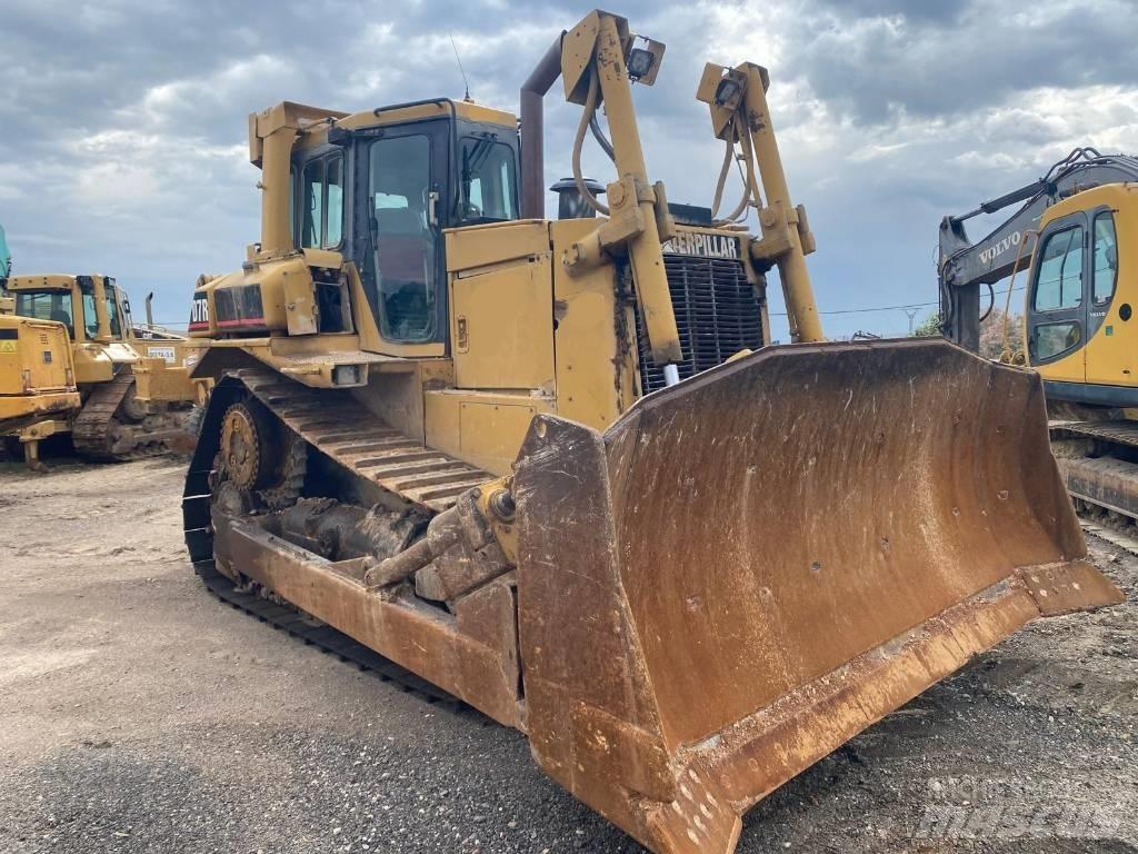 CAT D 7 R Crawler dozers