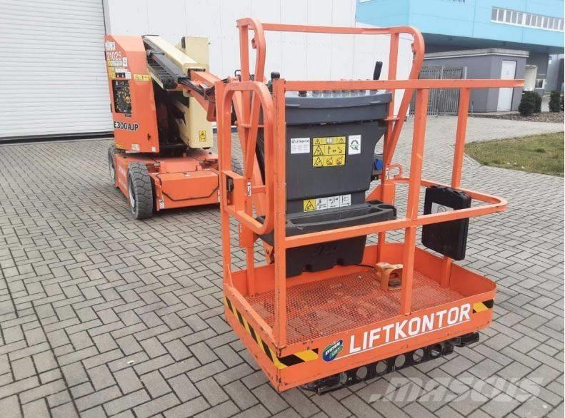 JLG E 300 AJP Articulated boom lifts