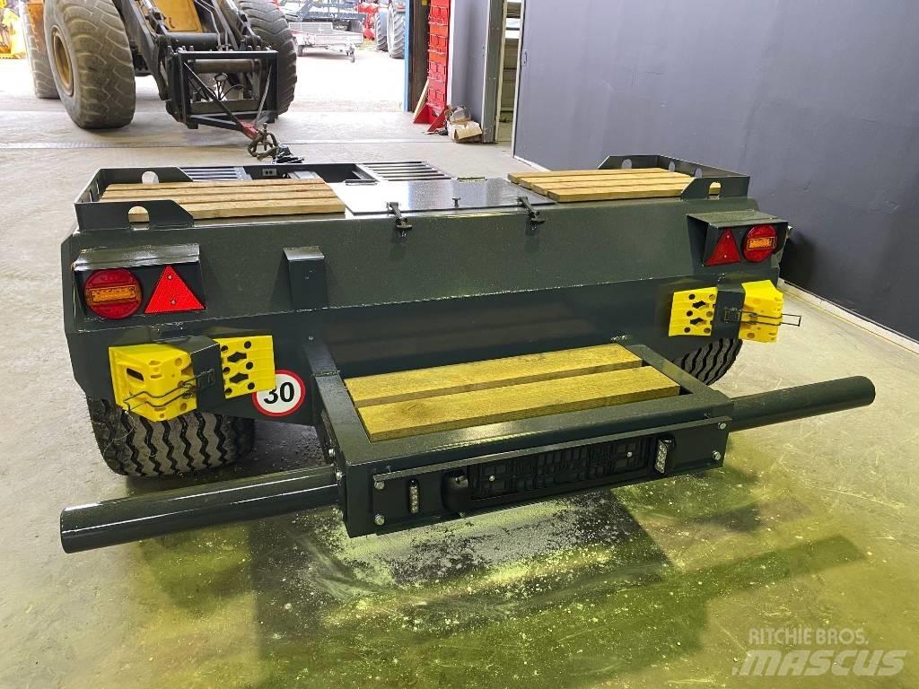 Dinapolis LL 10 Lowboy trailer