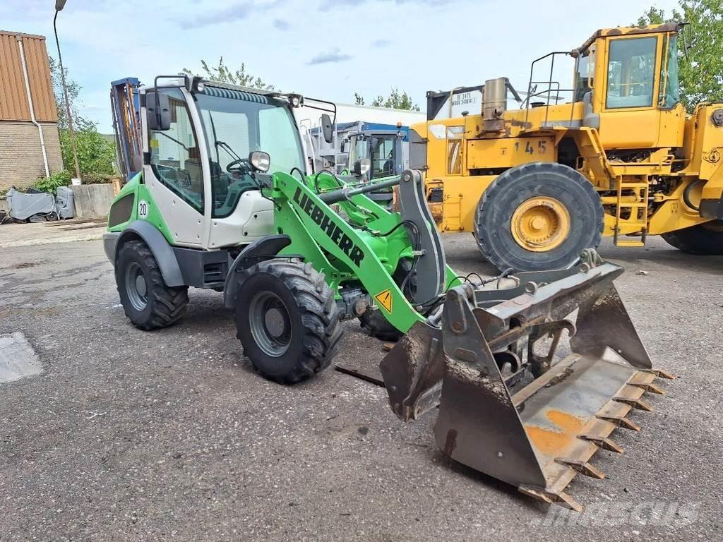 Liebherr L506C Mini Loader