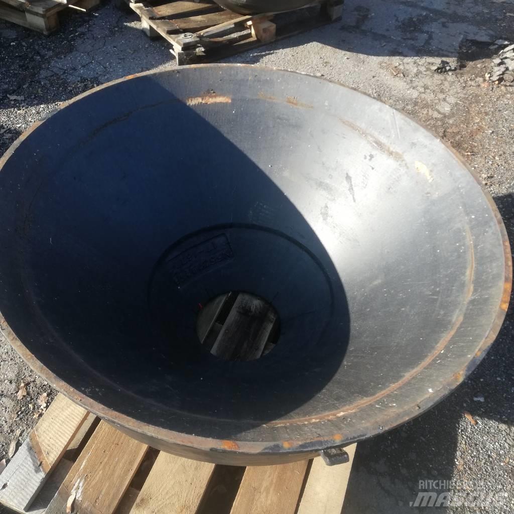 Metso HP 4 Mantle Mobile crushers