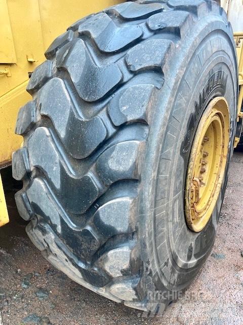 CAT 980 C Wheel Loaders