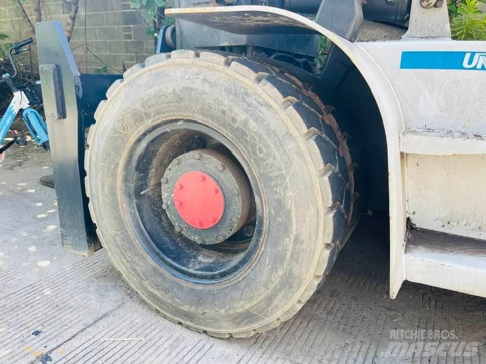 TCM FD100Z8 Diesel Forklifts