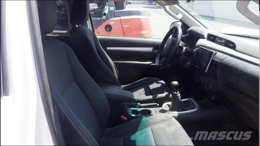 Toyota Hilux 4 Pickup Trucks