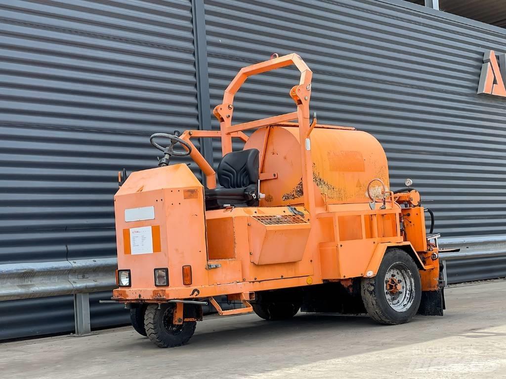 Strassmayr S25/500-G Asphalt and Tar Sprayers and Sealers