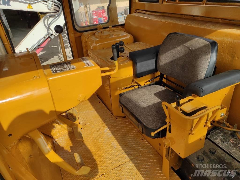 CAT D 9 H Crawler dozers