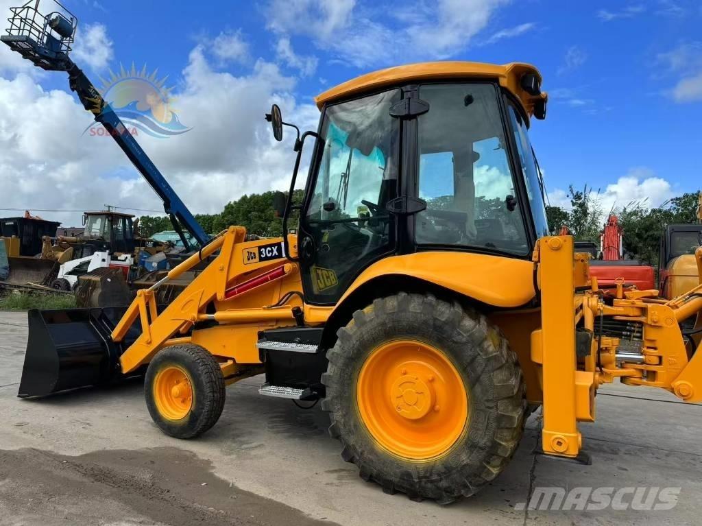 JCB 3 CX Backhoe Loaders