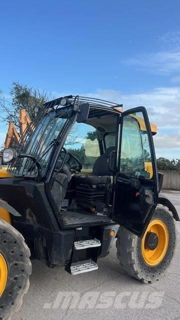 JCB 560-80 Telescopic Handlers