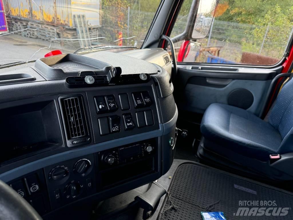 Volvo FH 480 Wood Chippers