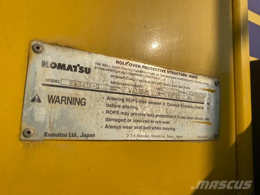Komatsu WA 320-5 Wheel Loaders