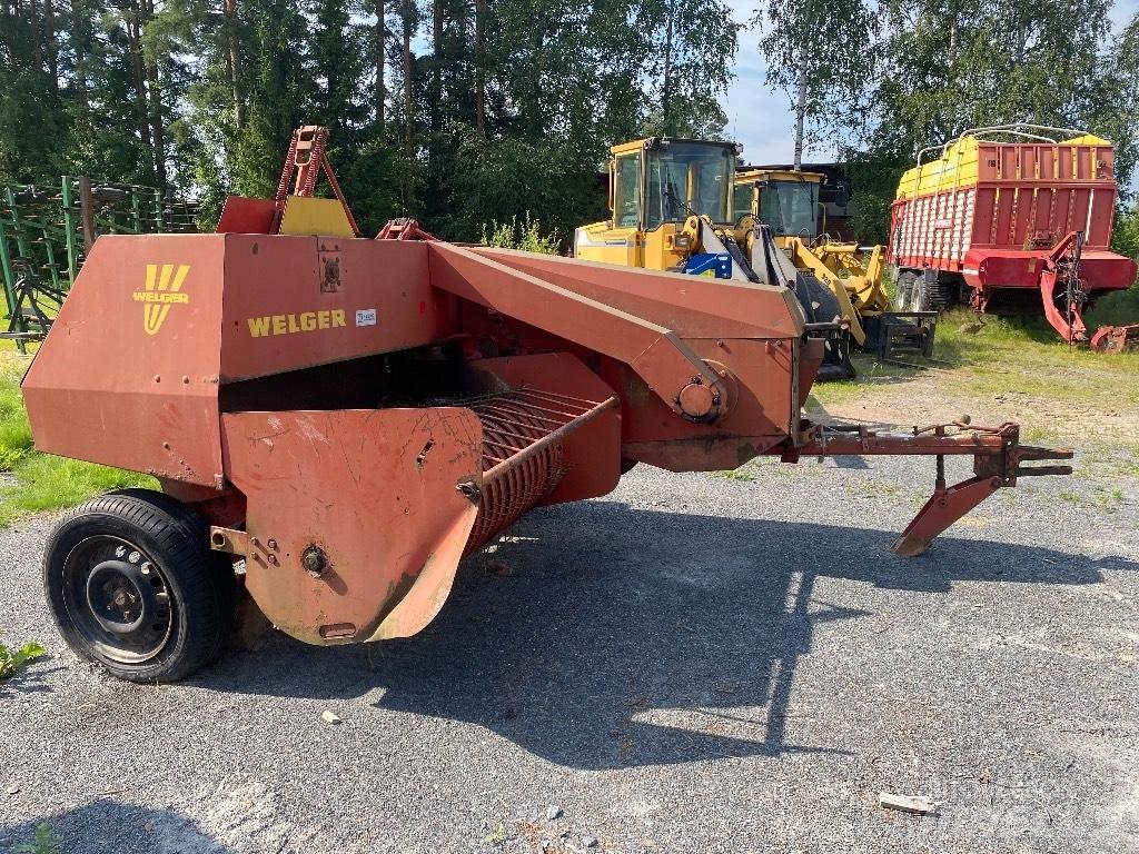 Welger AP 41 Square Balers
