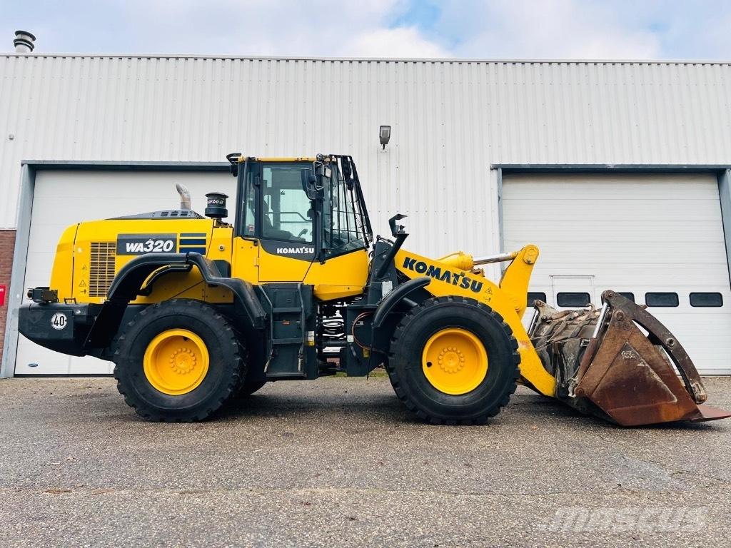 Komatsu WA 320-8 Wheel Loaders