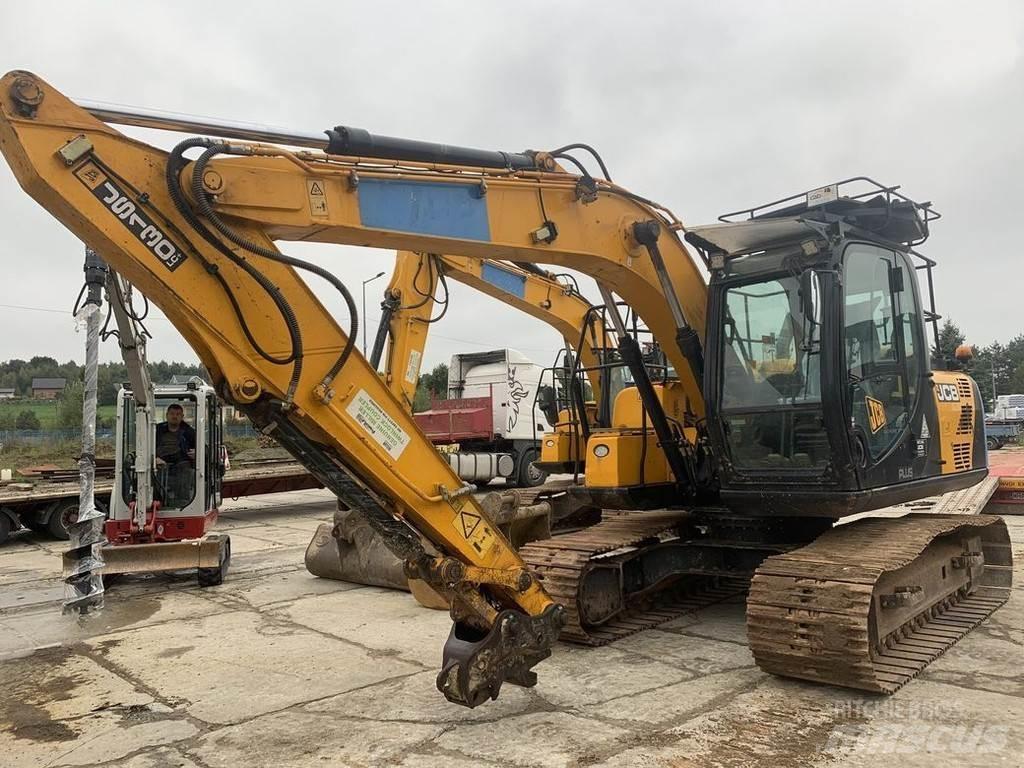 JCB JS130 Crawler Excavators