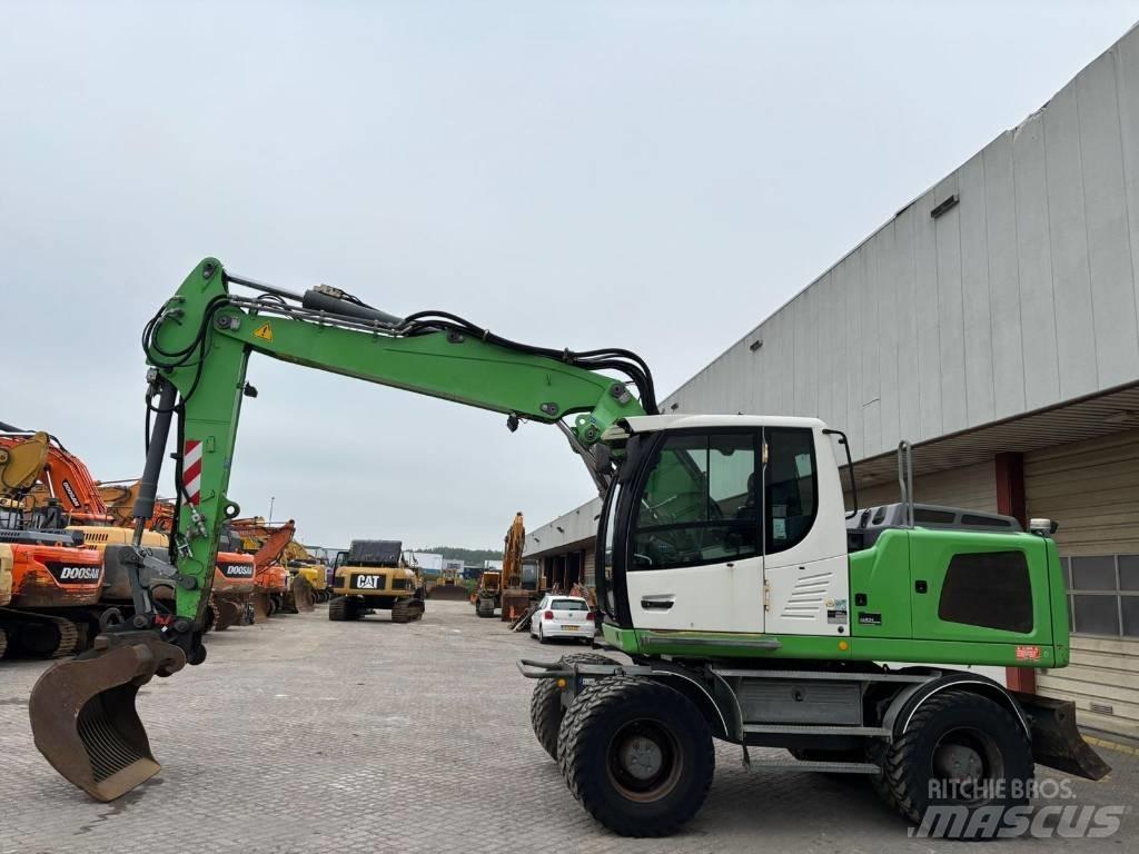 Liebherr A 918 Wheeled Excavators