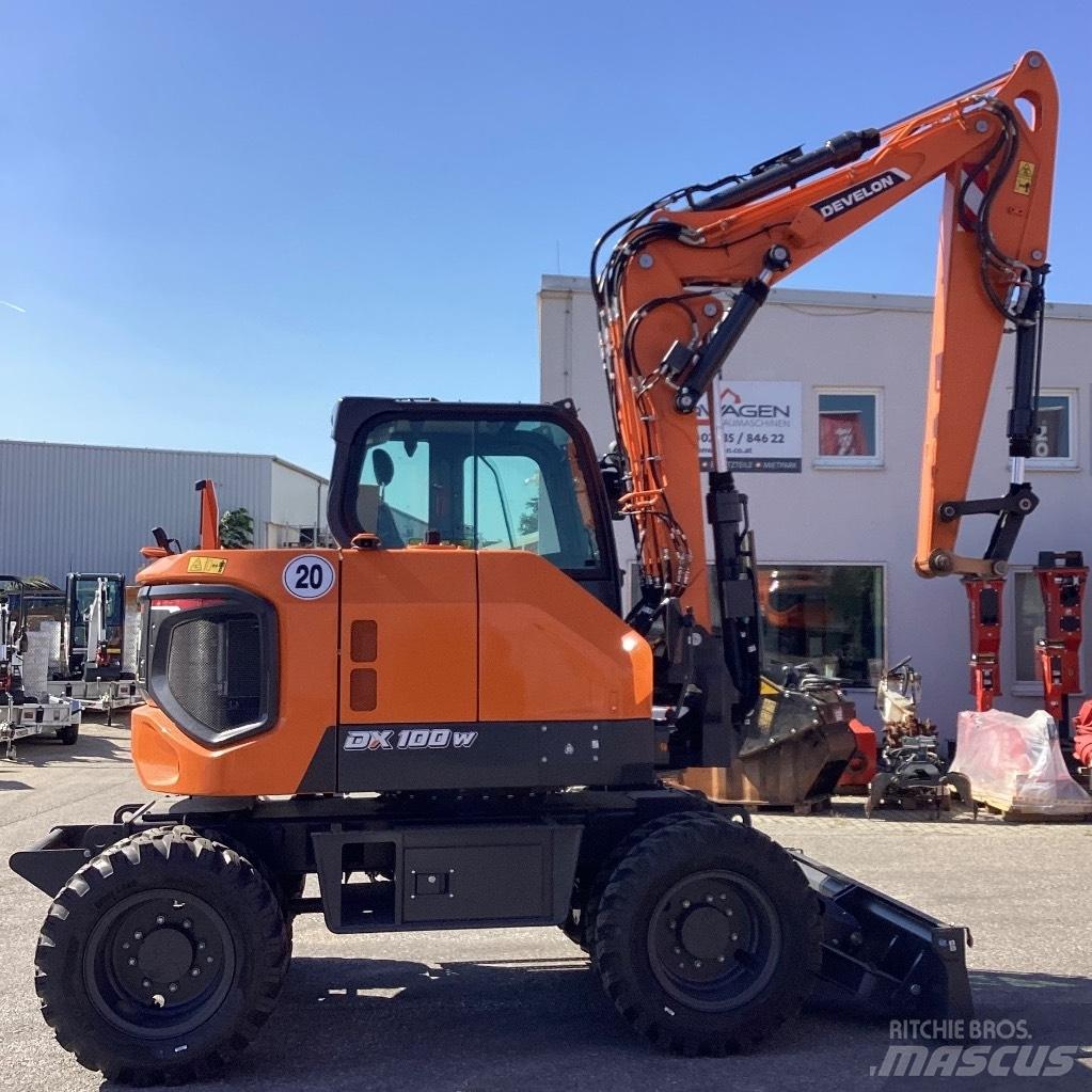 Develon DX100W-7 Wheeled Excavators