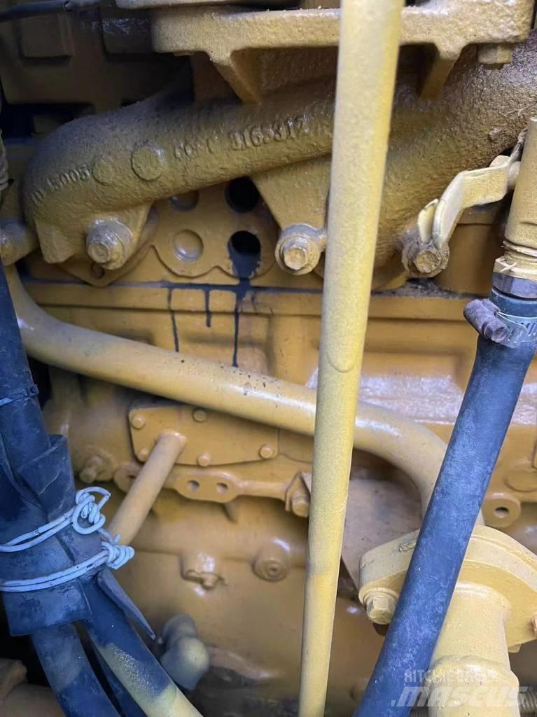 CAT D5N Crawler dozers