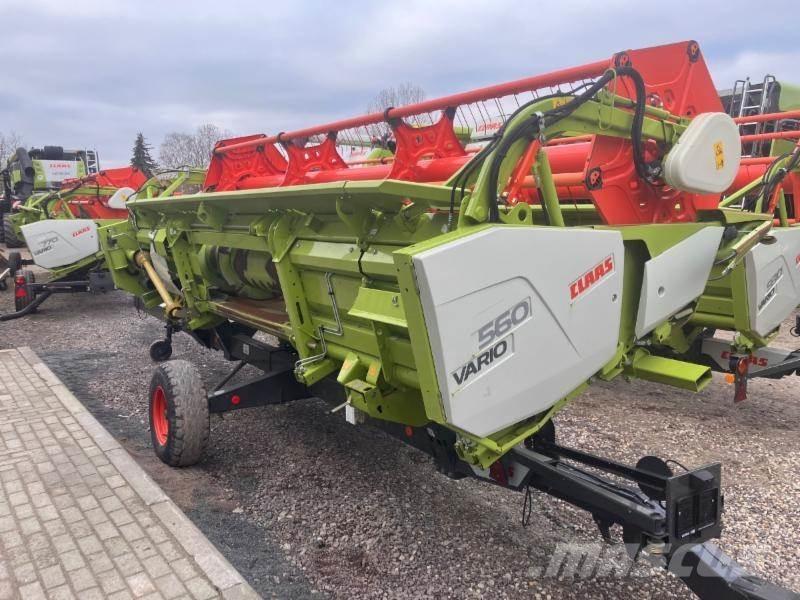 CLAAS TRION 520 Combine Harvesters