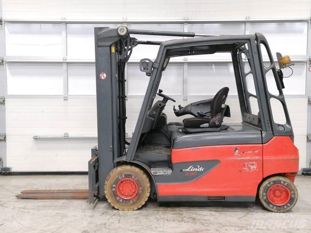 Linde E30L-01 Electric Forklifts