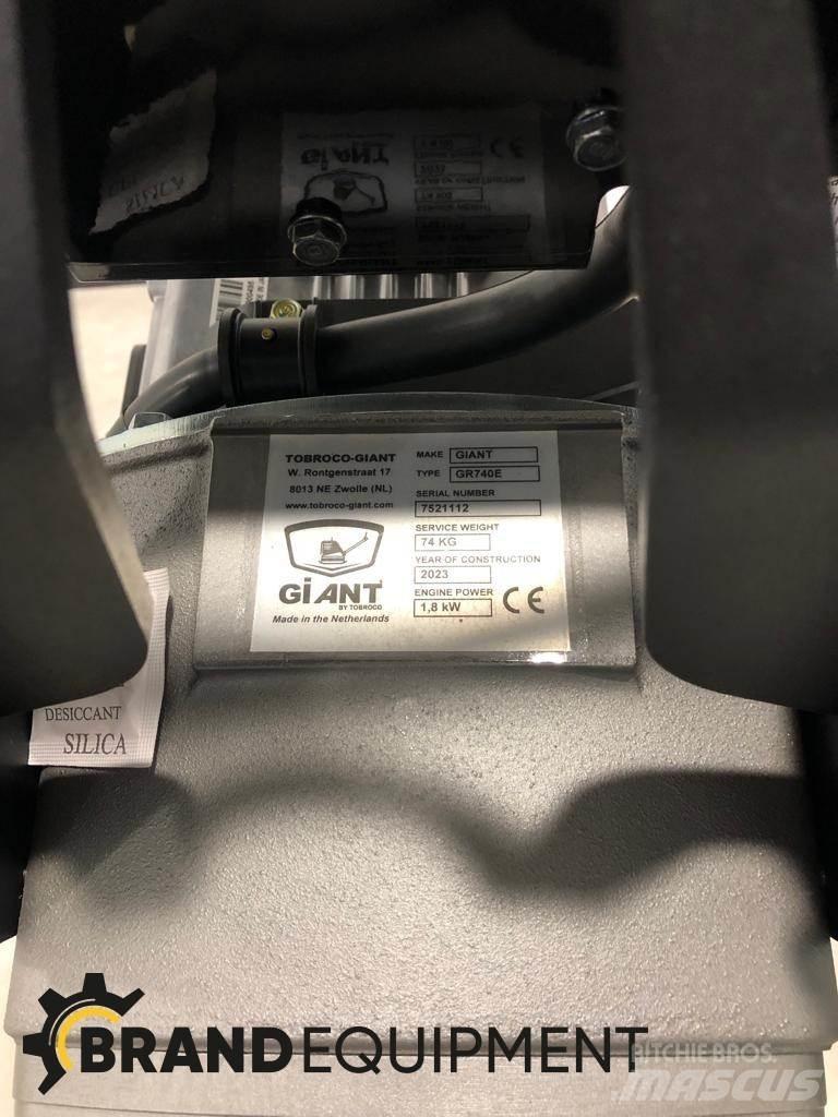 GiANT GR740E Plate Compactors