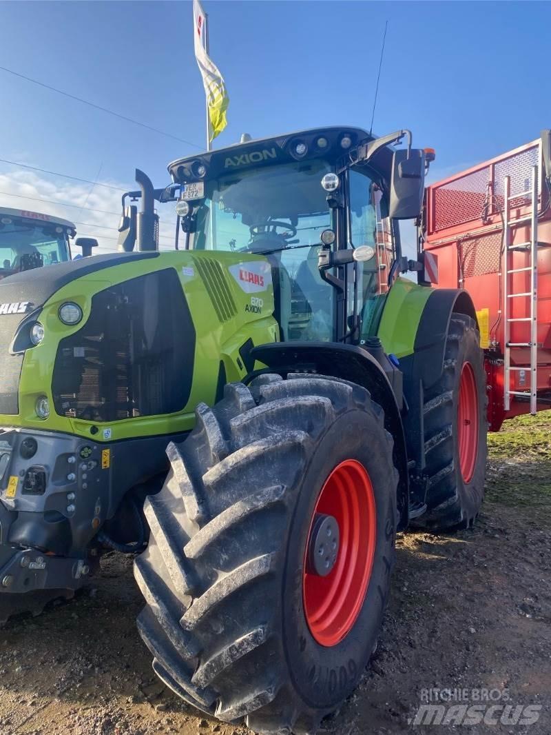 CLAAS Axion 870 Tractors