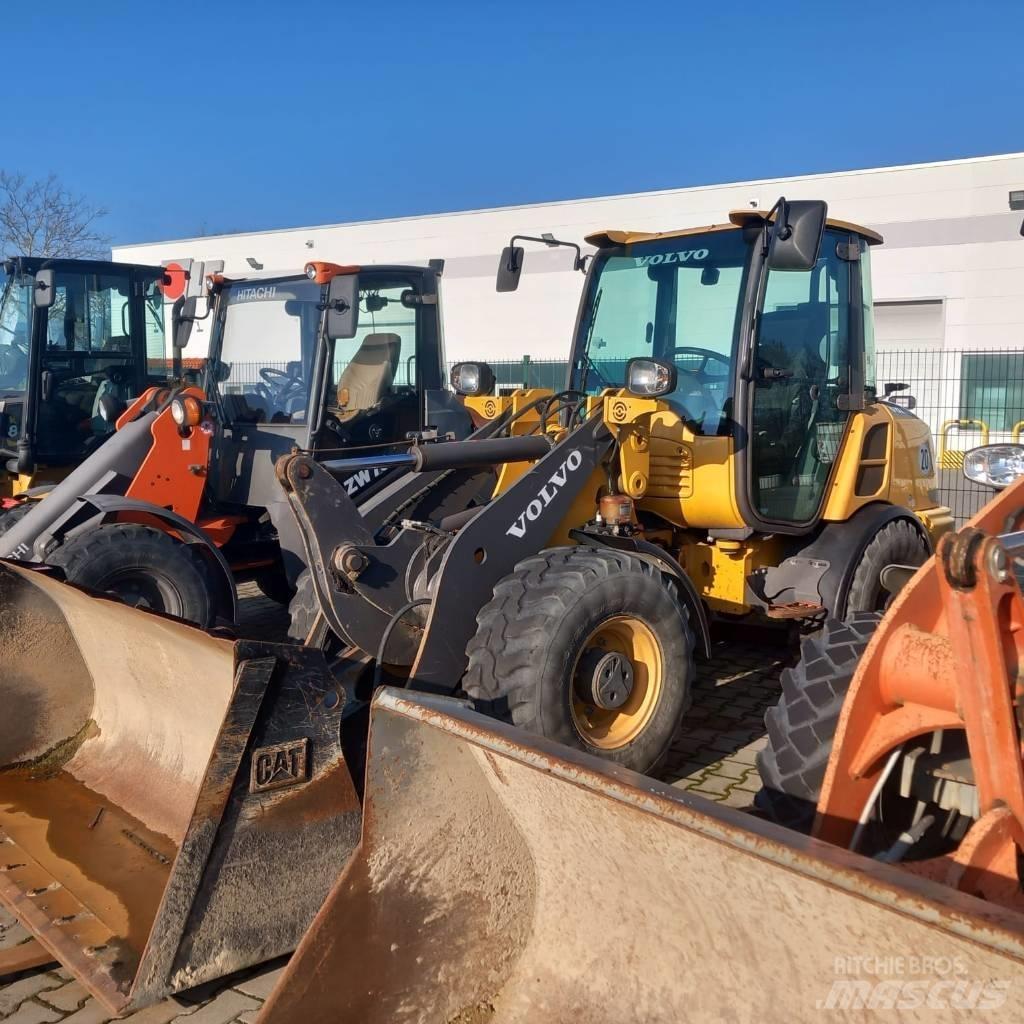 Volvo L 28 F Wheel Loaders