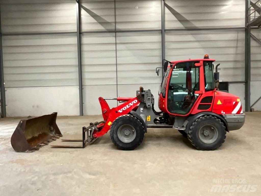 Volvo L 25 F Wheel Loaders