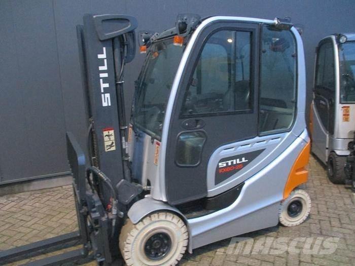 Still RX 60-25 Electric Forklifts