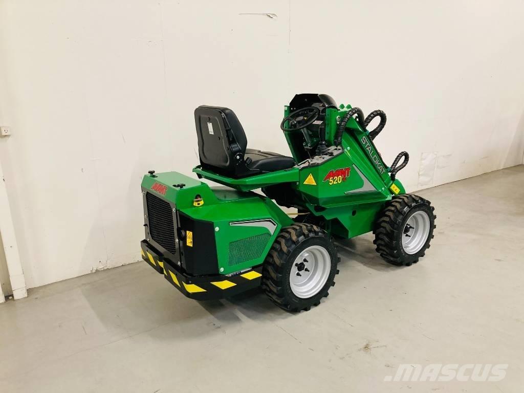 Avant 520+ Tele Mini Loader