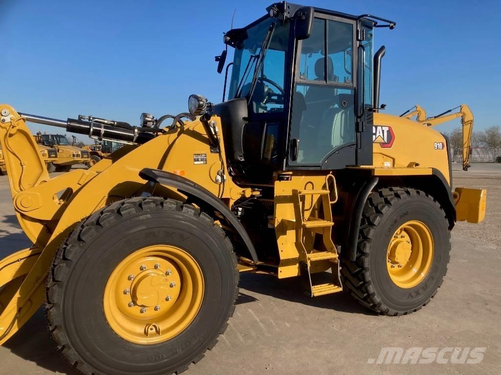 CAT 910 Wheel Loaders