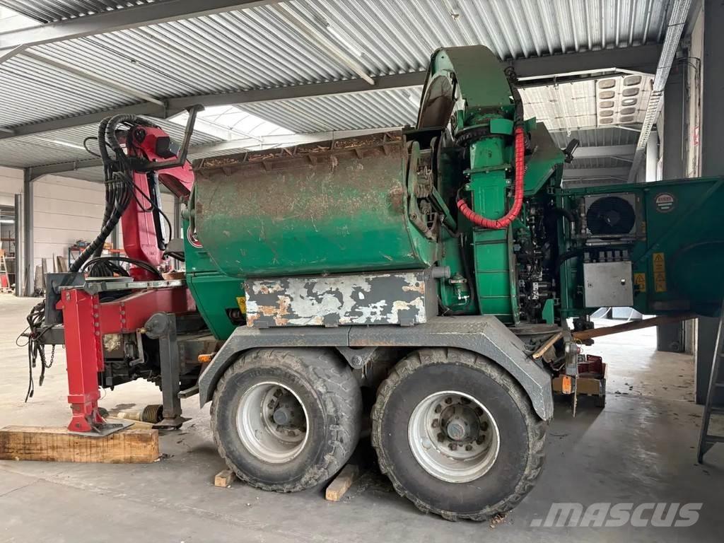 JENZ HEM 582Z Wood Chippers