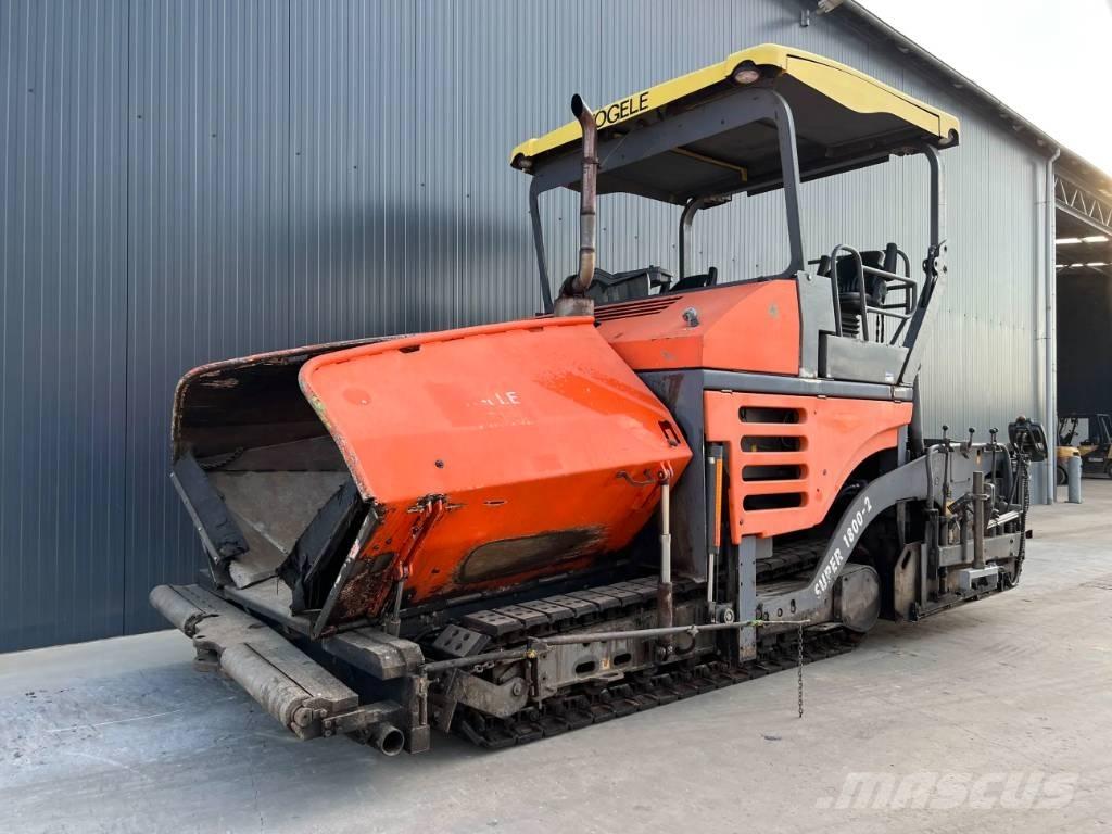 Vögele SUPER 1800-2 Asphalt pavers