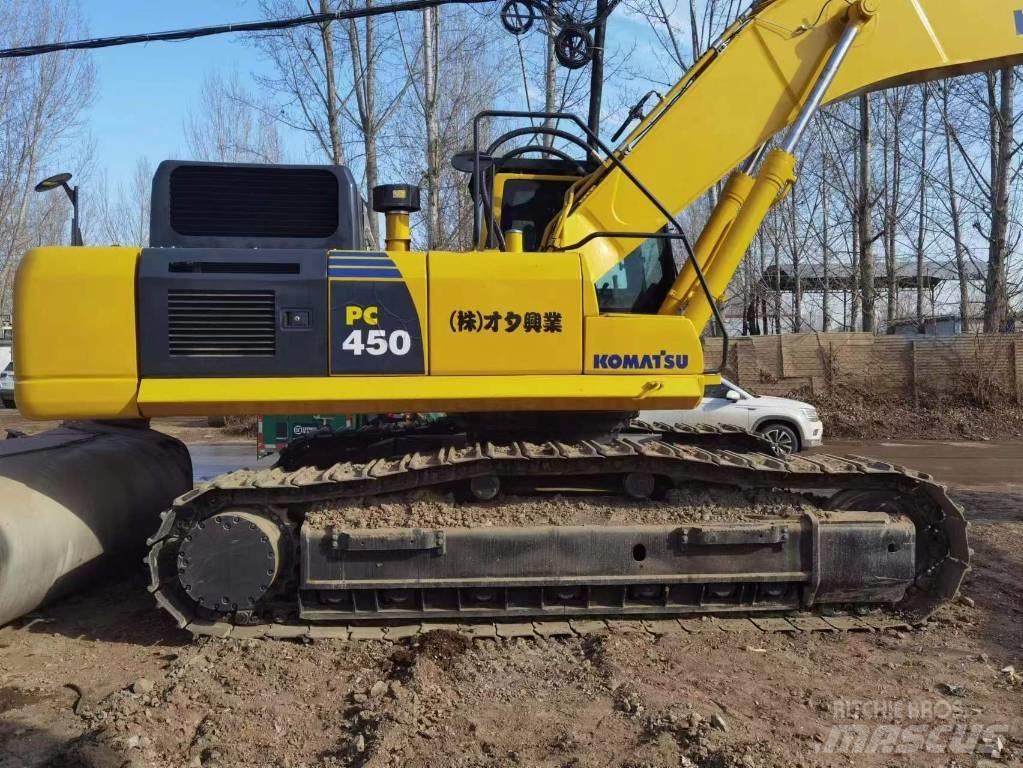 Komatsu PC 450-8 Crawler Excavators