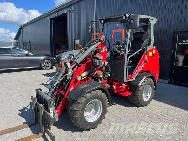 Weidemann 1390 Mini Loader
