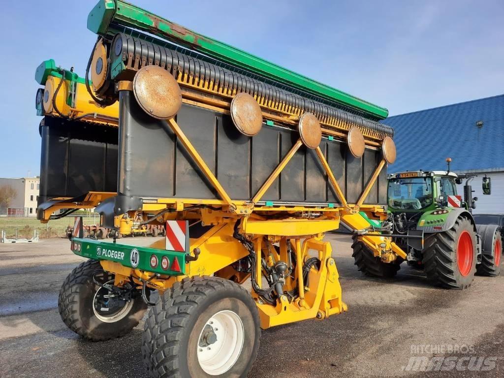 Ploeger CM2240 Swathers \ Windrowers