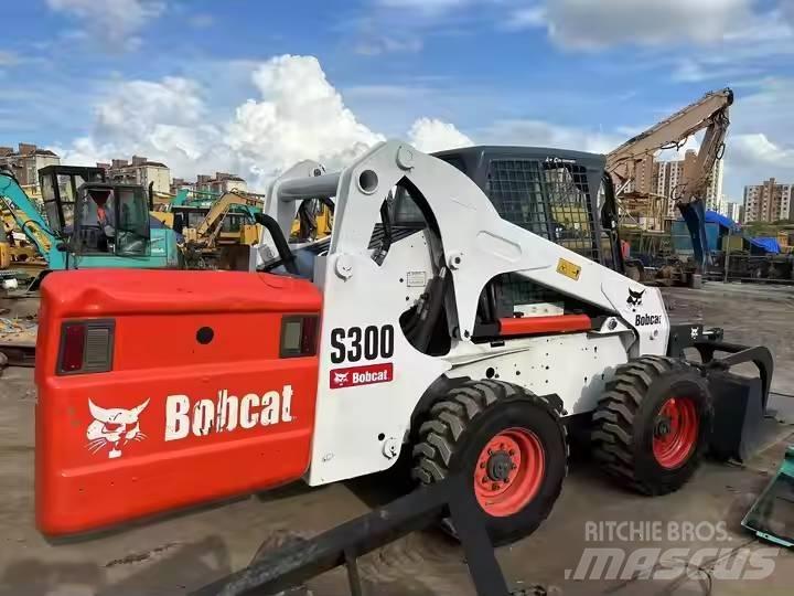 Bobcat S 300 Skid Steer Loaders